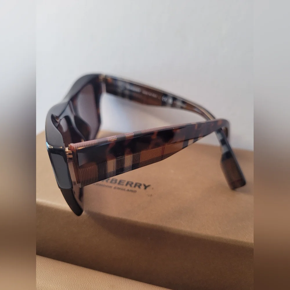 Burberry Nova Check Unisex Sunglasses